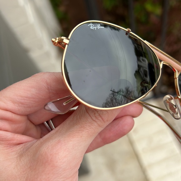 Ray-ban womens aviator sunglasses. - Picture 6 of 6